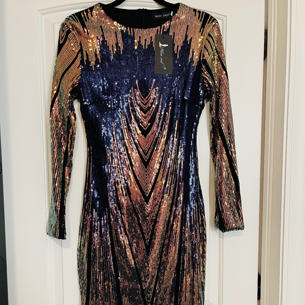 NWT Miss Ord Color Changing Multicolored Sequin Evening Dress Size S
